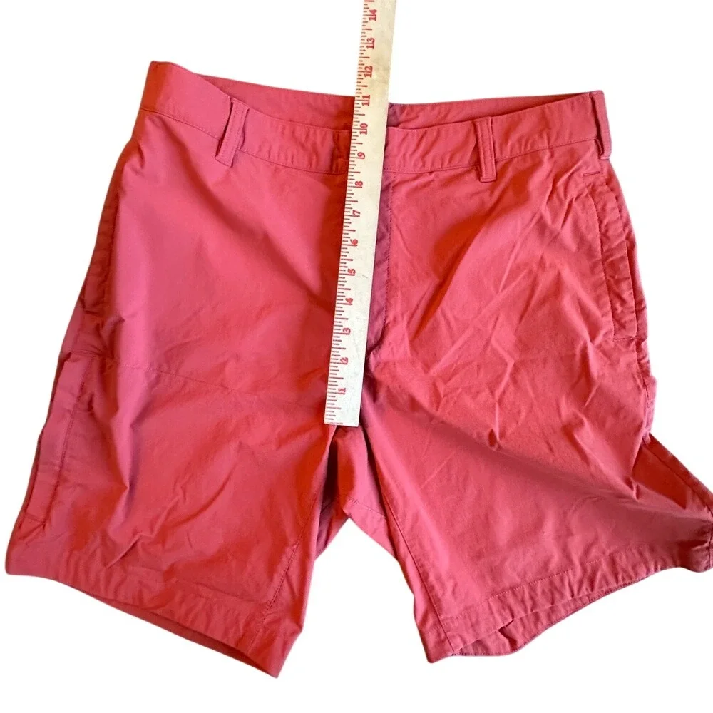 The North Face Shorts Men's Size‎ 32 Red Nylon Spandex Performance Shorts